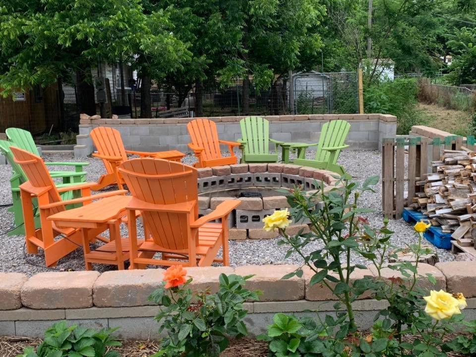 Ez 1 Mile To Fort Sill! Pumpkin Cottage Sleeps 9, Grills, Firepit, Laundry ロートン エクステリア 写真